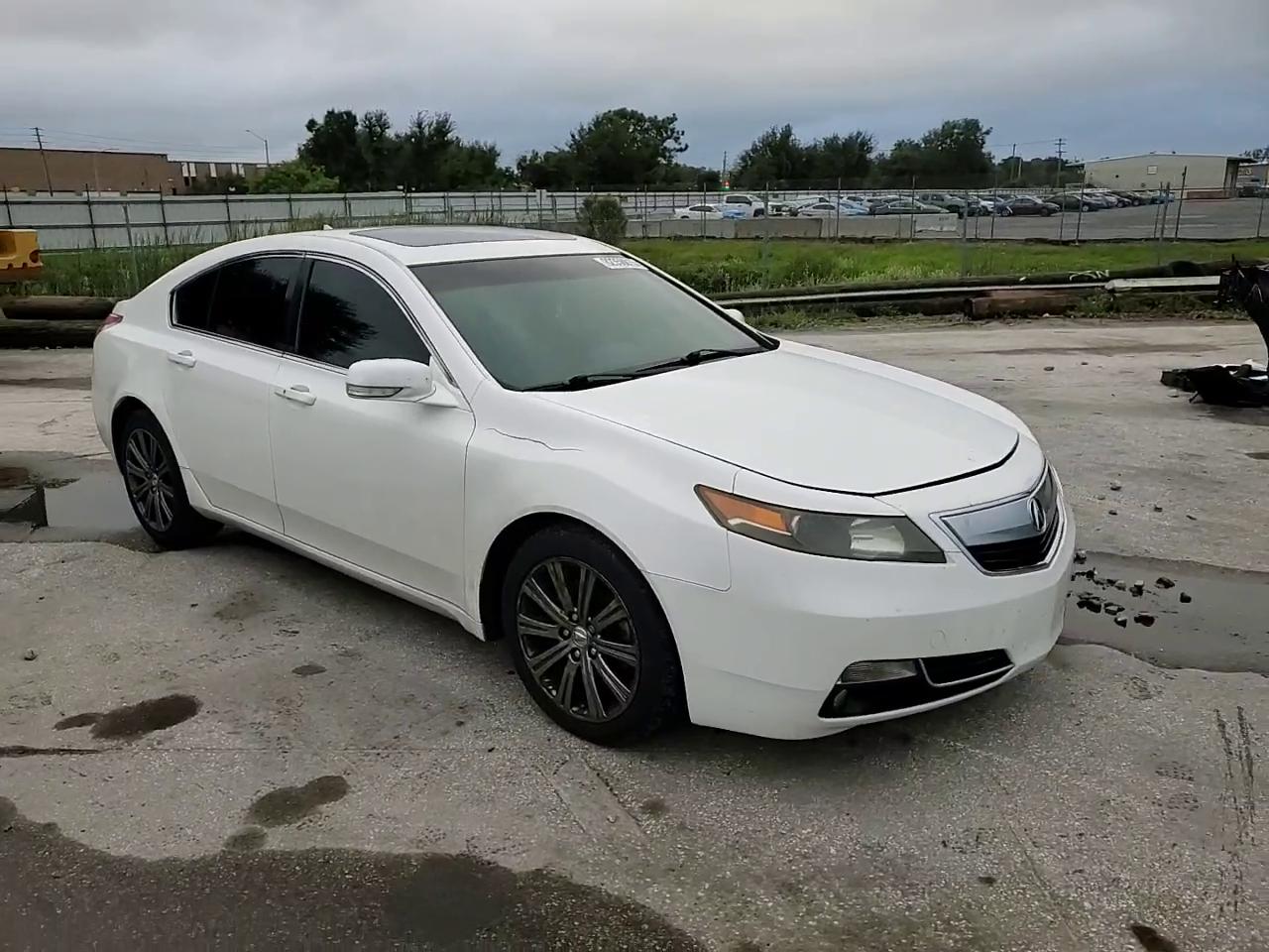 Фото: 19UUA8F36EA003924