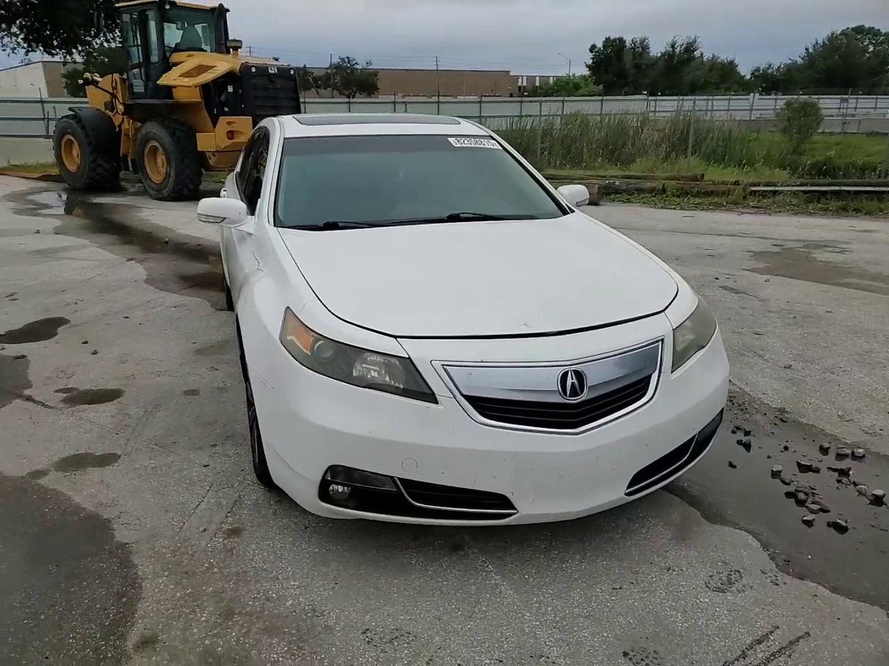 Фото: 19UUA8F36EA003924