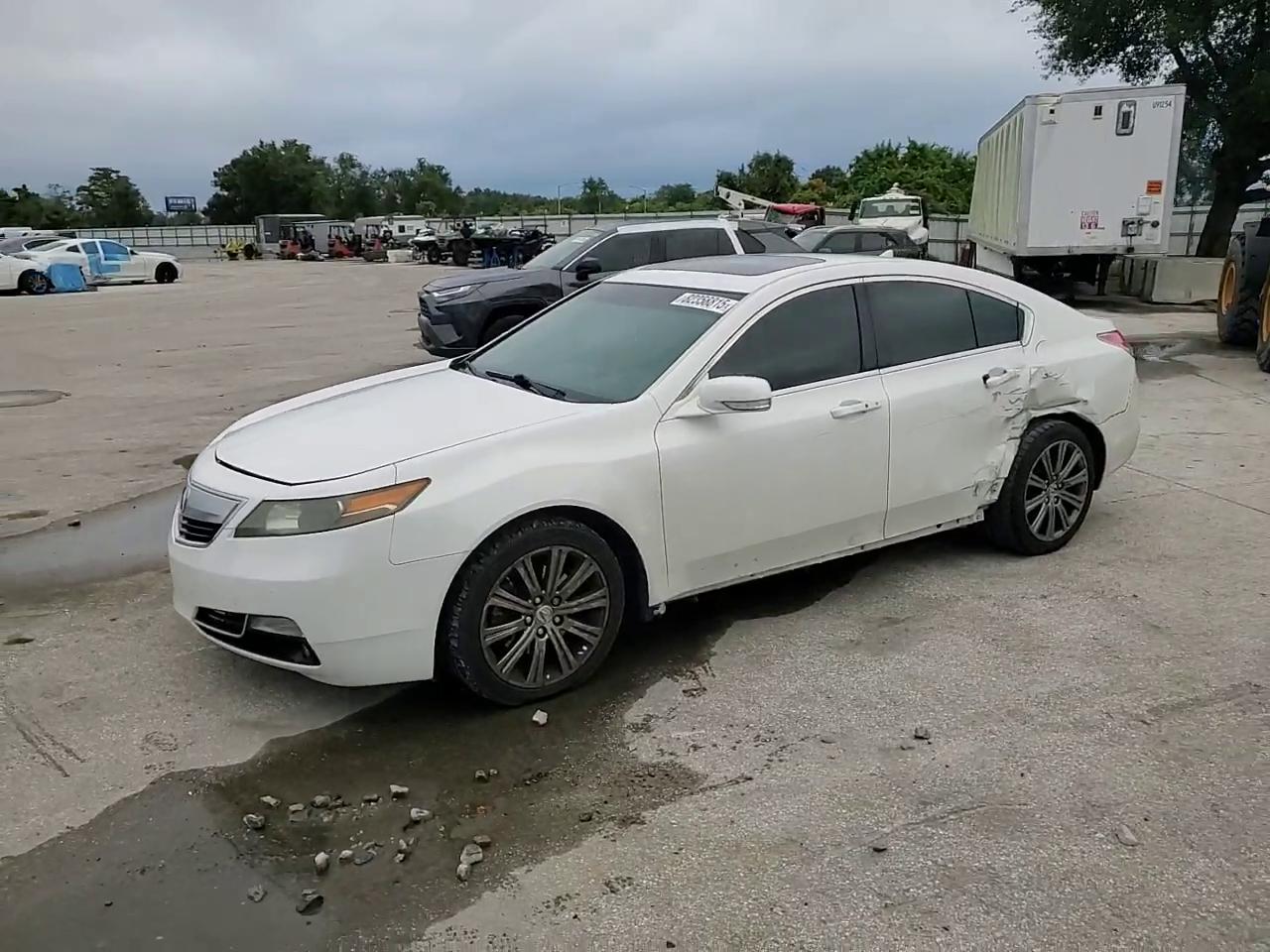 Фото: 19UUA8F36EA003924