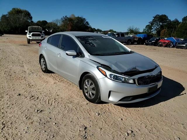 2018 Kia Forte Lx VIN: 3KPFK4A73JE281226 Lot: 89692205