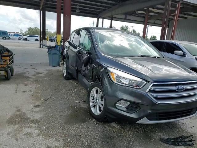 2017 Ford Escape Se VIN: 1FMCU0G99HUE51806 Lot: 85278385