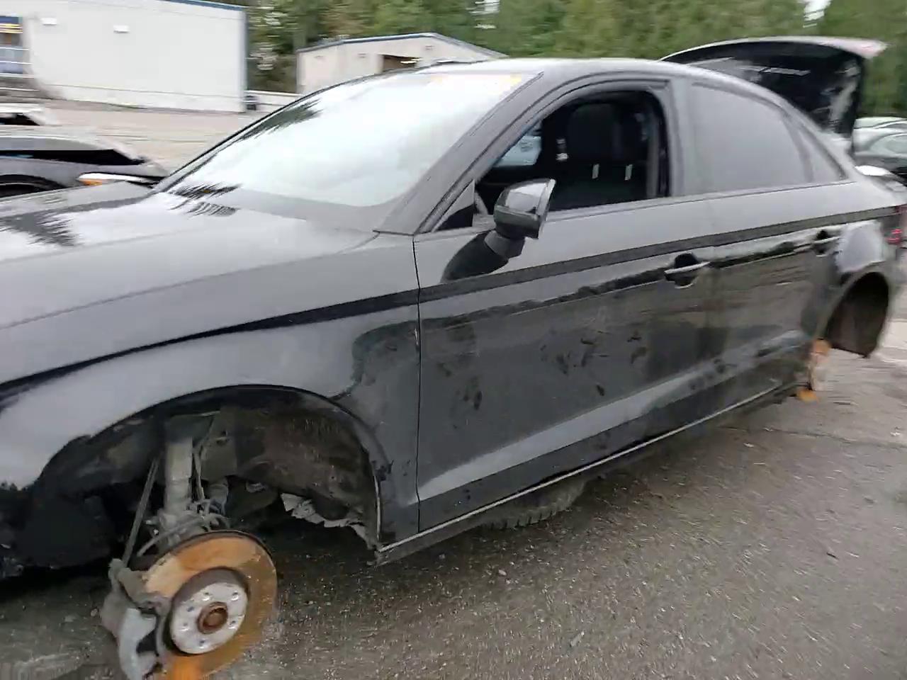 Фото: WAUACGFF9F1092421