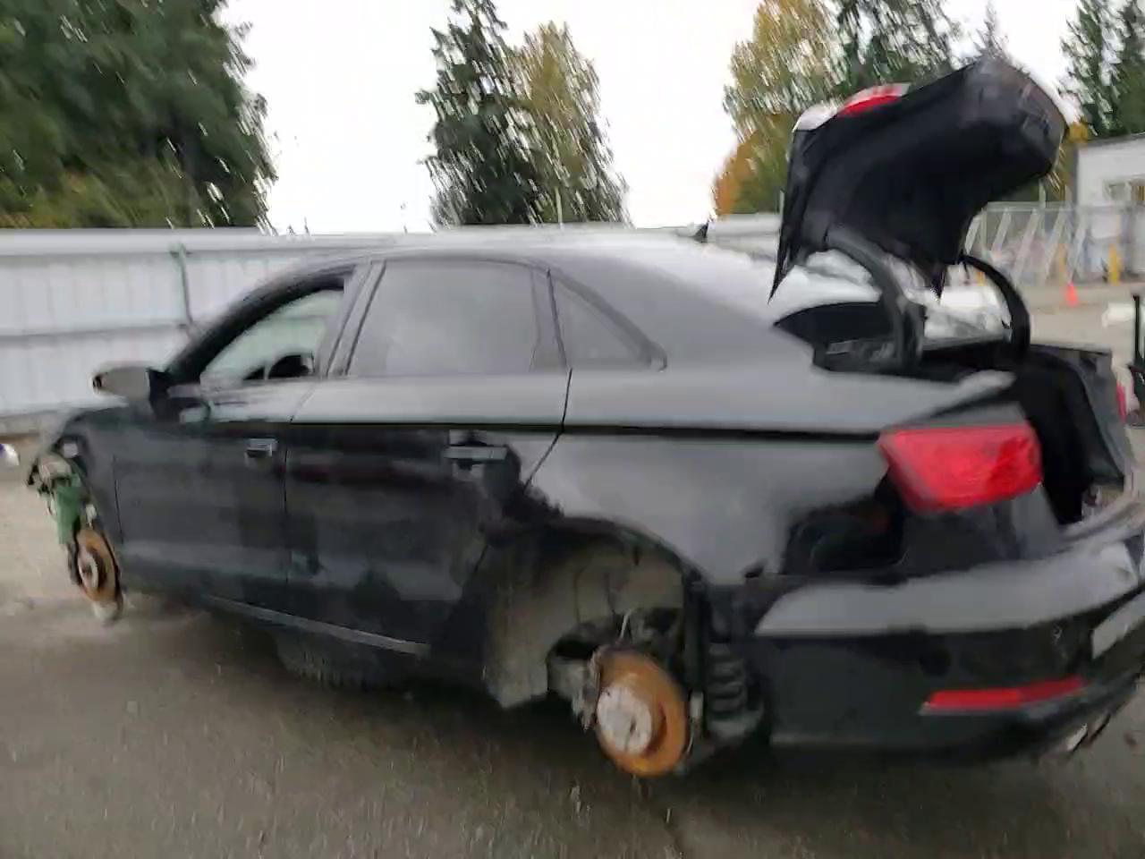 Фото: WAUACGFF9F1092421