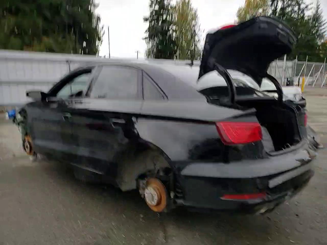 Фото: WAUACGFF9F1092421