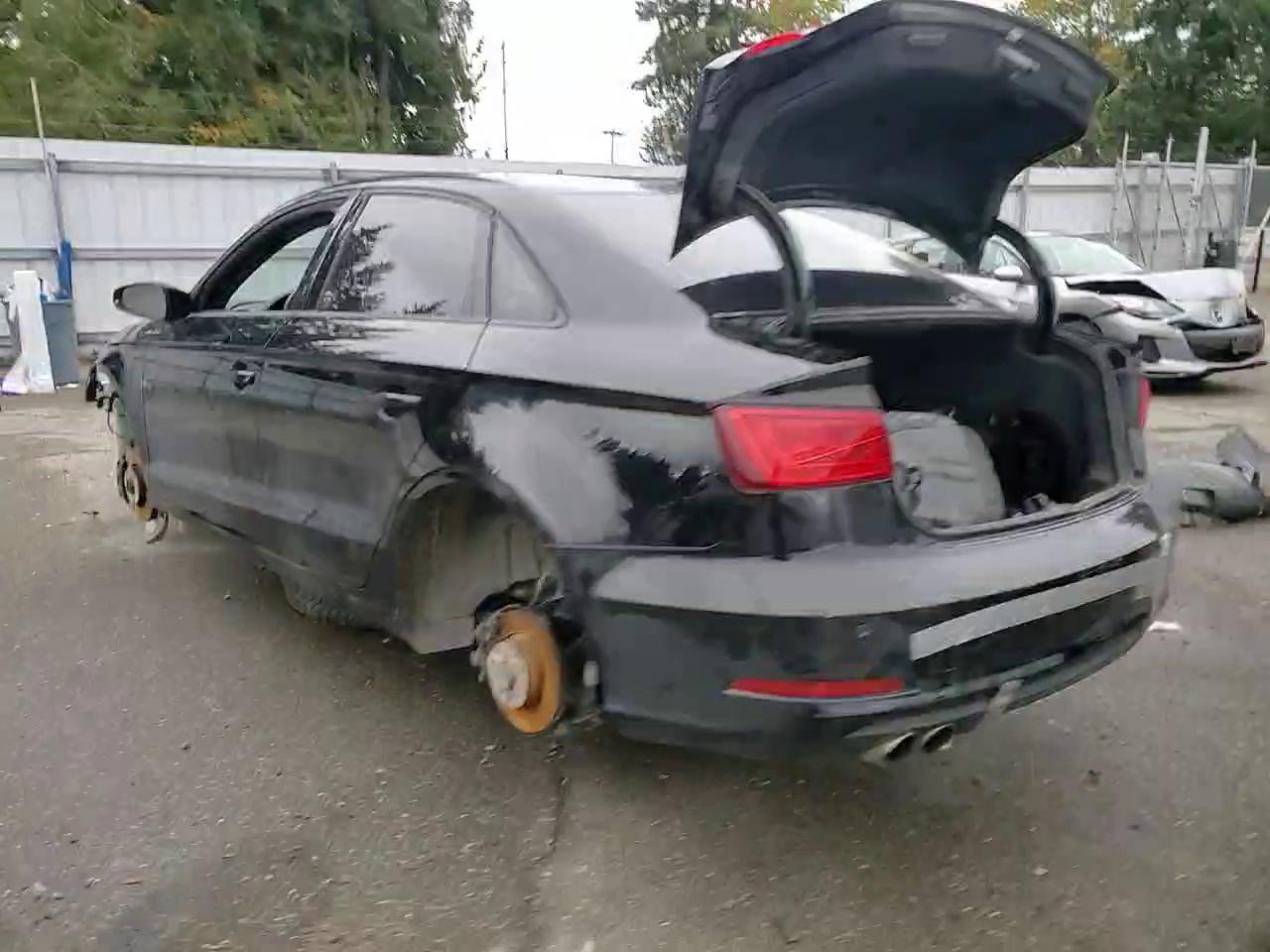 Фото: WAUACGFF9F1092421