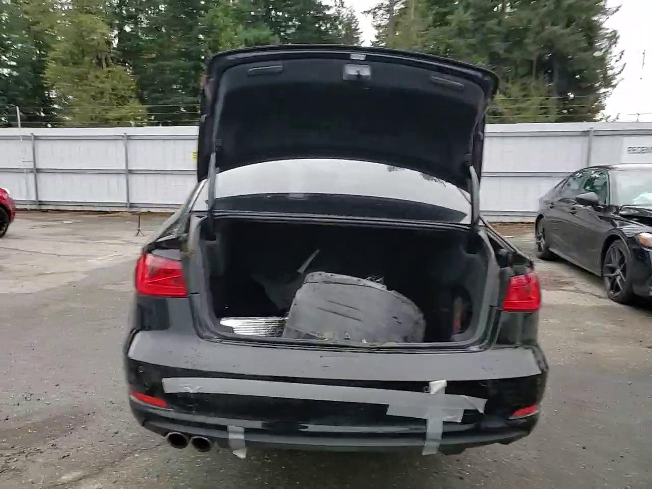 Фото: WAUACGFF9F1092421