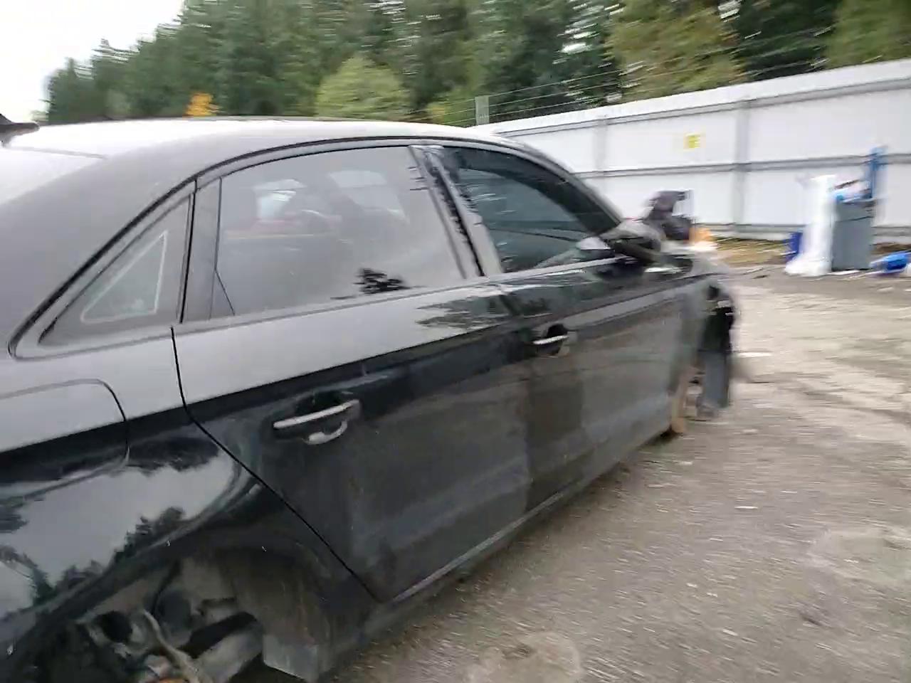 Фото: WAUACGFF9F1092421