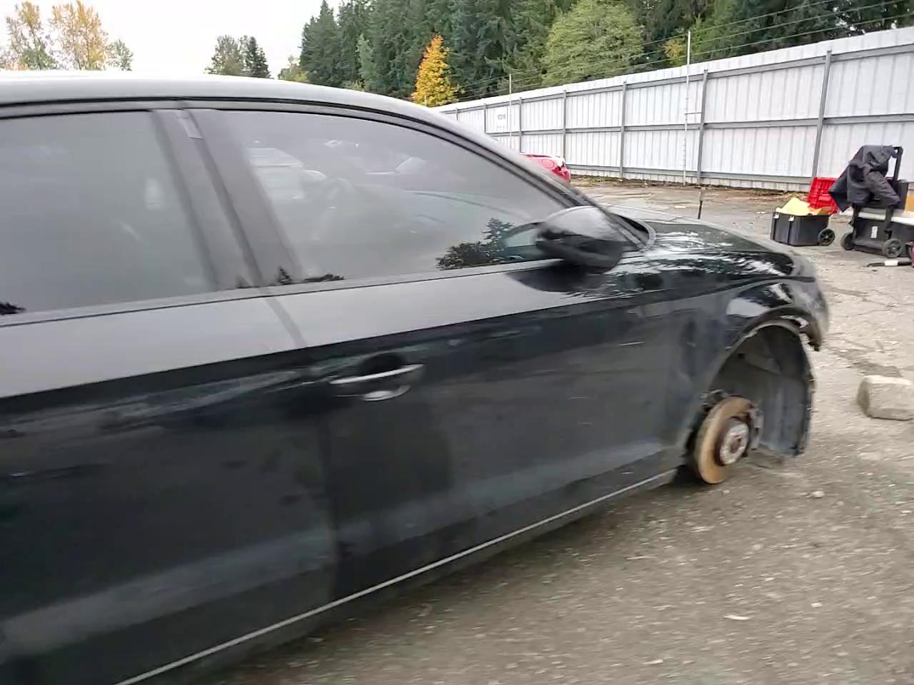 Фото: WAUACGFF9F1092421