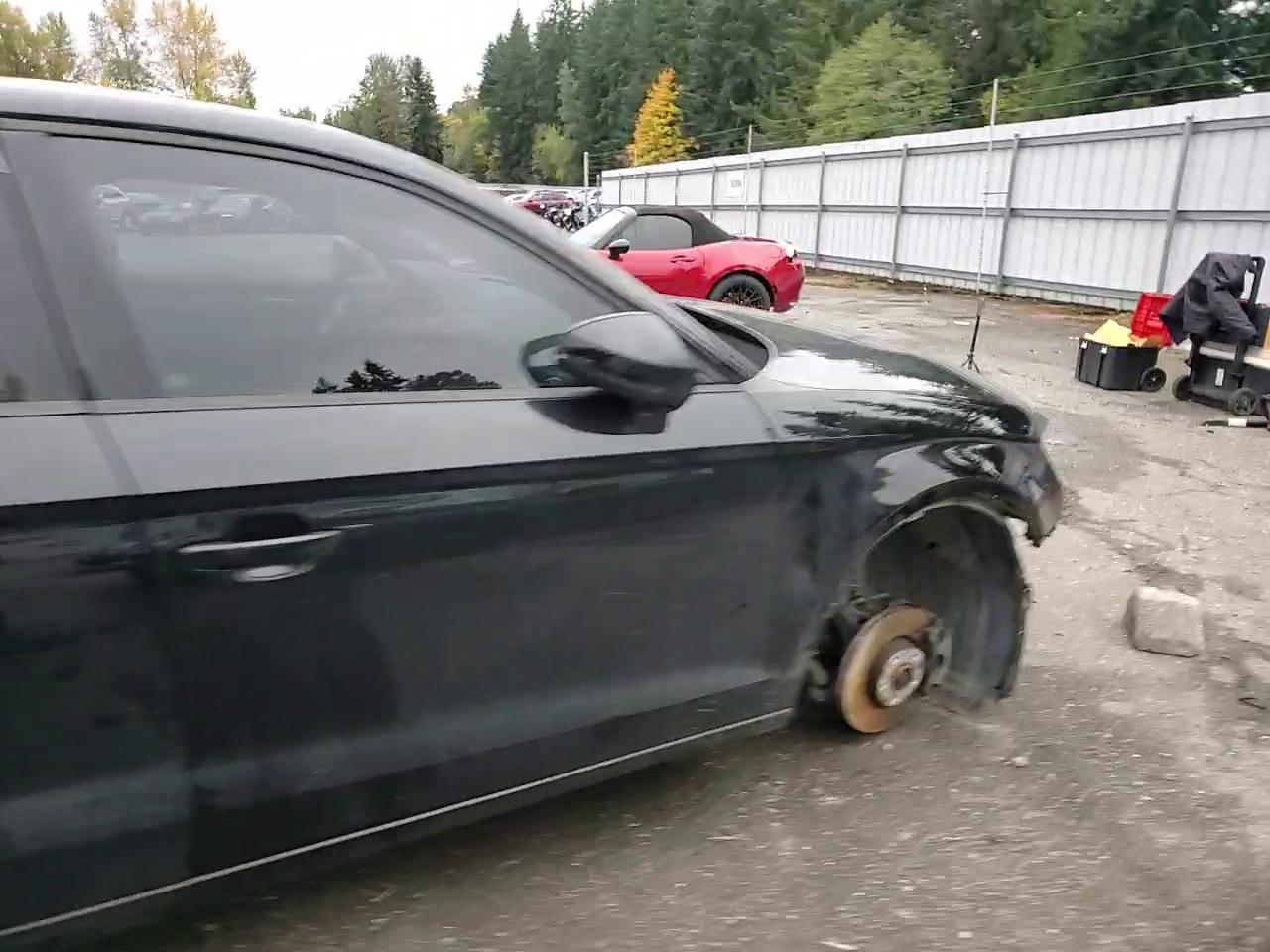 Фото: WAUACGFF9F1092421