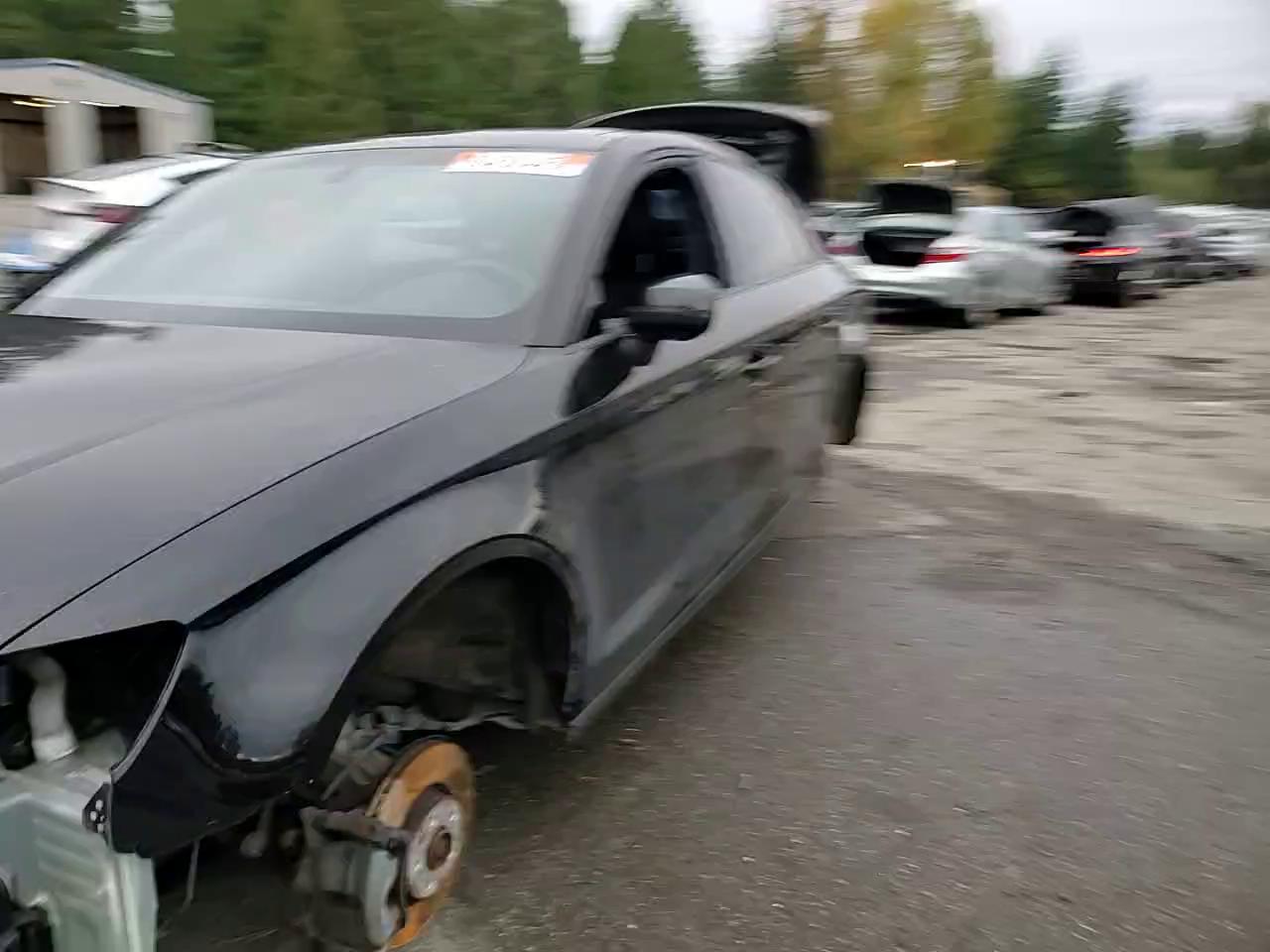 Фото: WAUACGFF9F1092421