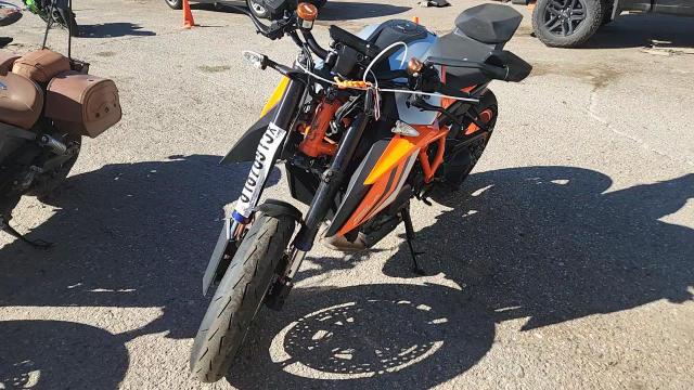 2022 Ktm 1290 Super Duke R VIN: VBKV3940XNM952451 Lot: 81876915