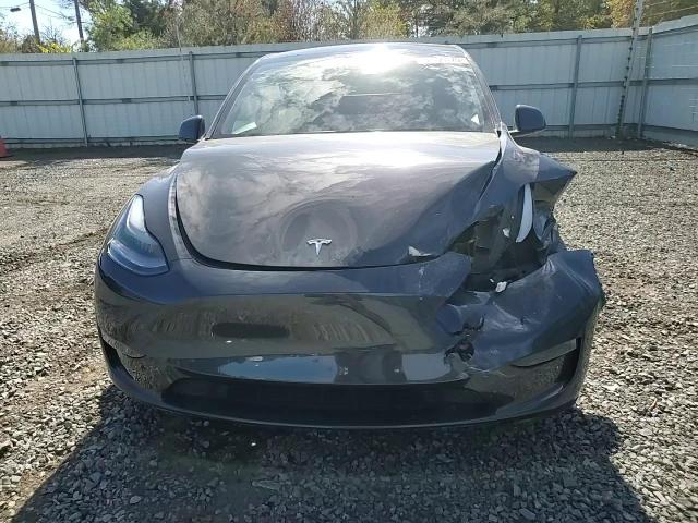 2024 Tesla Model Y VIN: 7SAYGDED7RF039848 Lot: 82550175
