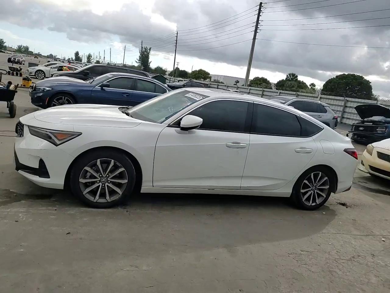 Фото: 19UDE4H2XRA019356