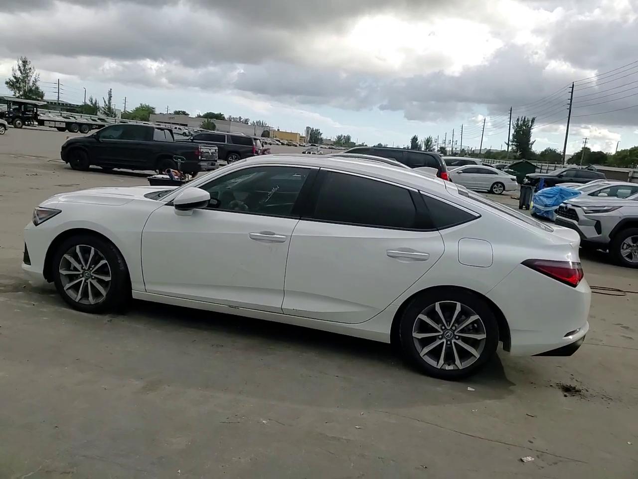 Фото: 19UDE4H2XRA019356