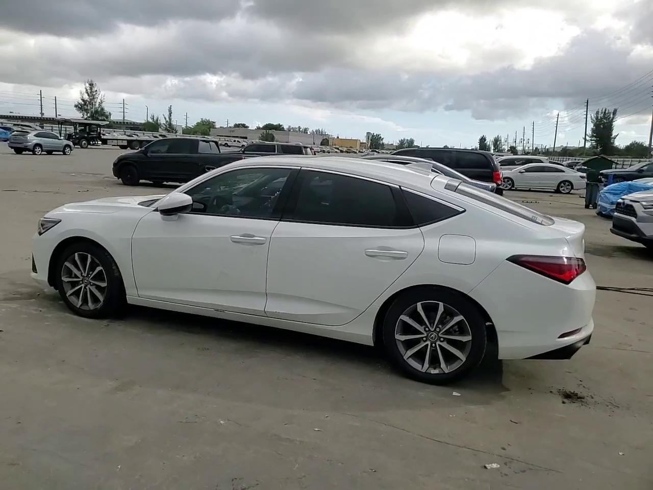 Фото: 19UDE4H2XRA019356