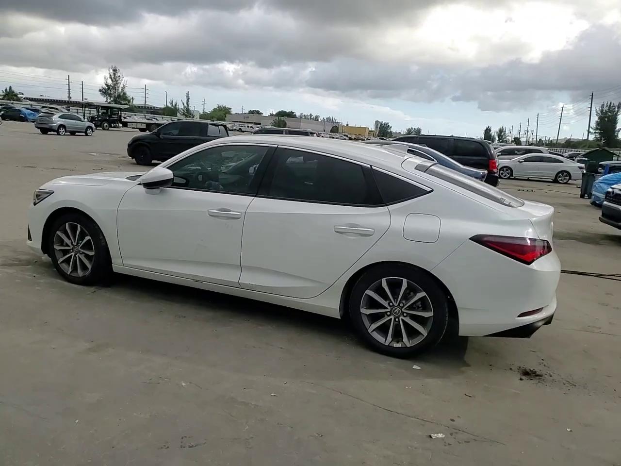 Фото: 19UDE4H2XRA019356