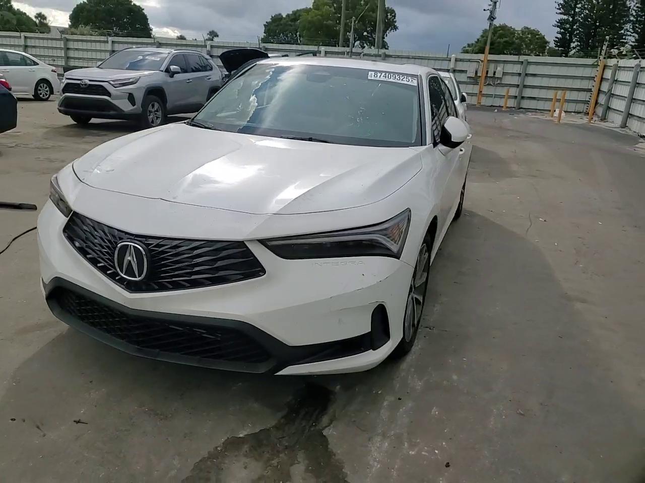 Фото: 19UDE4H2XRA019356