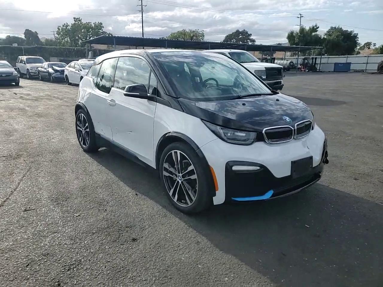 Фото: WBY7Z6C55JVB96702