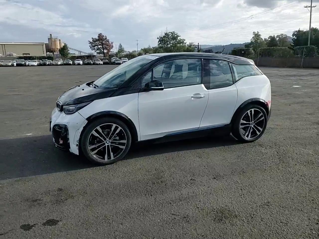 Фото: WBY7Z6C55JVB96702