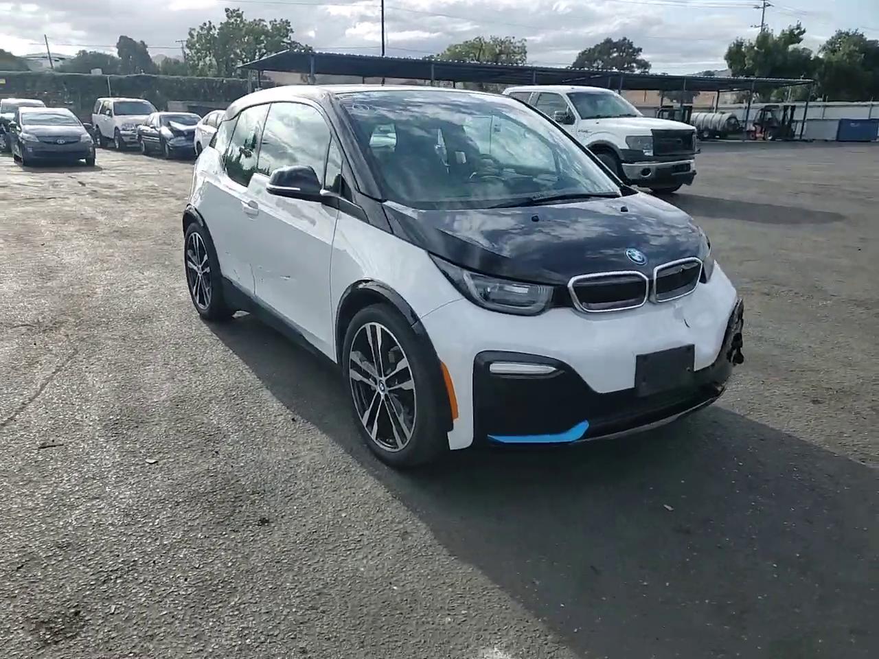 Фото: WBY7Z6C55JVB96702