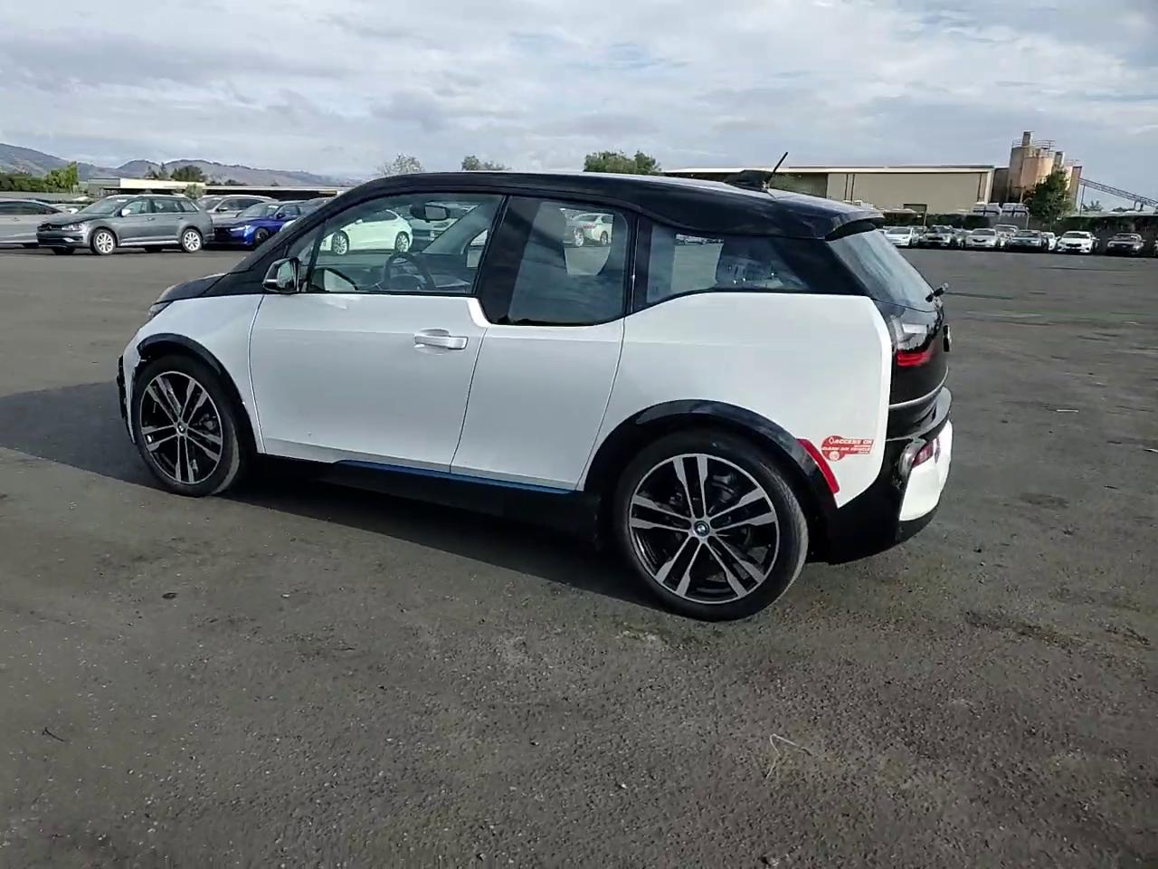 Фото: WBY7Z6C55JVB96702