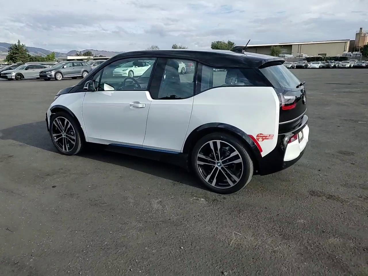 Фото: WBY7Z6C55JVB96702