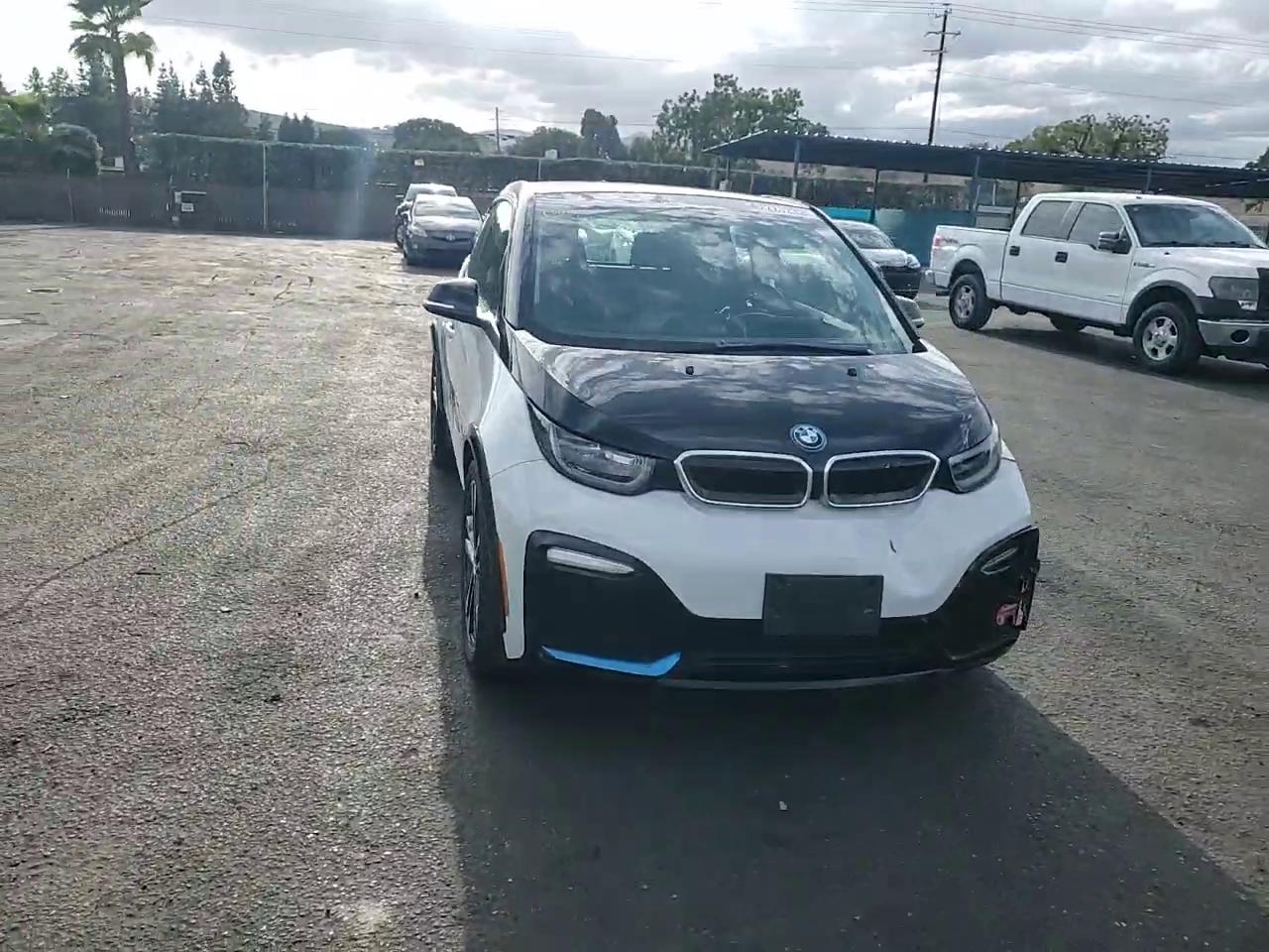 Фото: WBY7Z6C55JVB96702