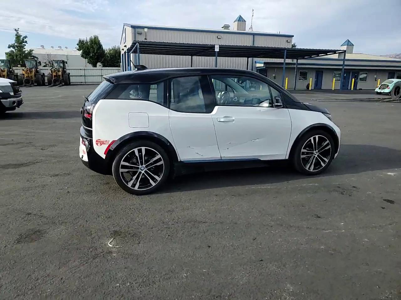 Фото: WBY7Z6C55JVB96702