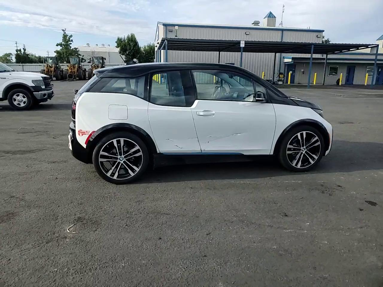 Фото: WBY7Z6C55JVB96702