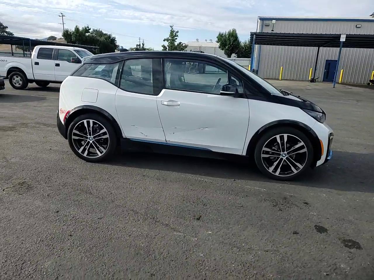 Фото: WBY7Z6C55JVB96702