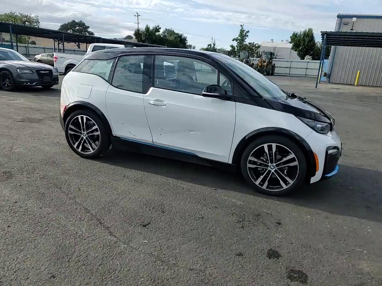 Фото: WBY7Z6C55JVB96702