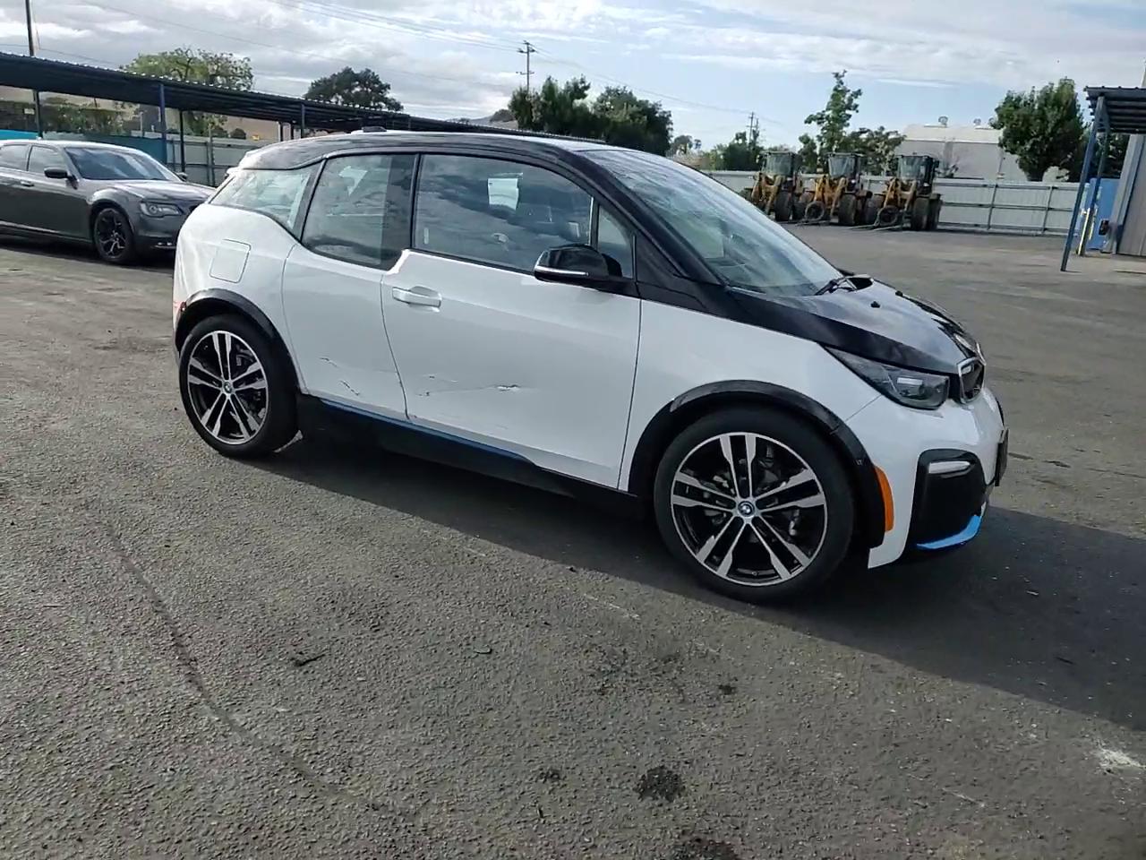 Фото: WBY7Z6C55JVB96702