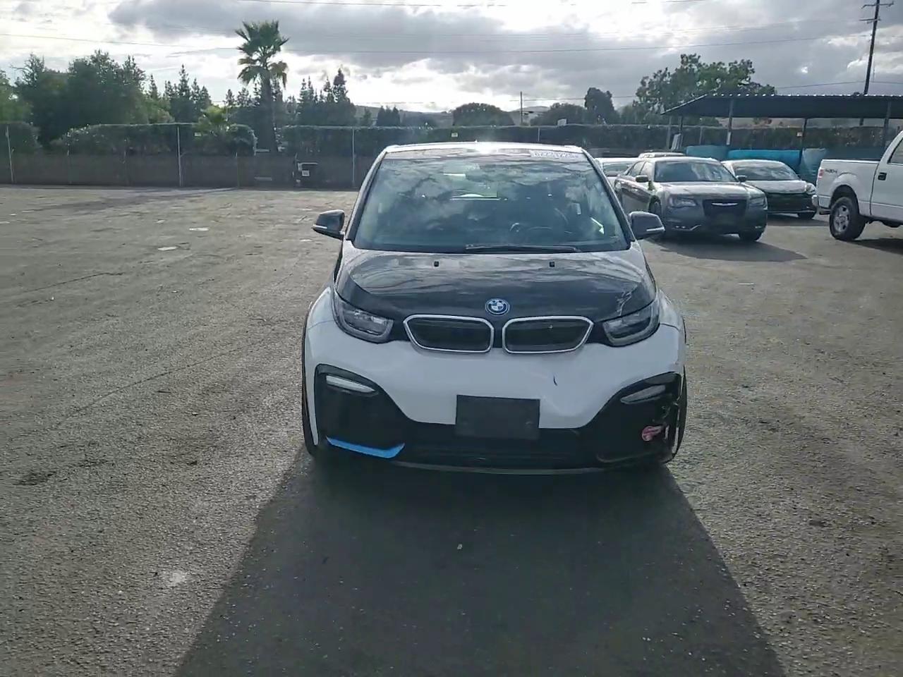 Фото: WBY7Z6C55JVB96702