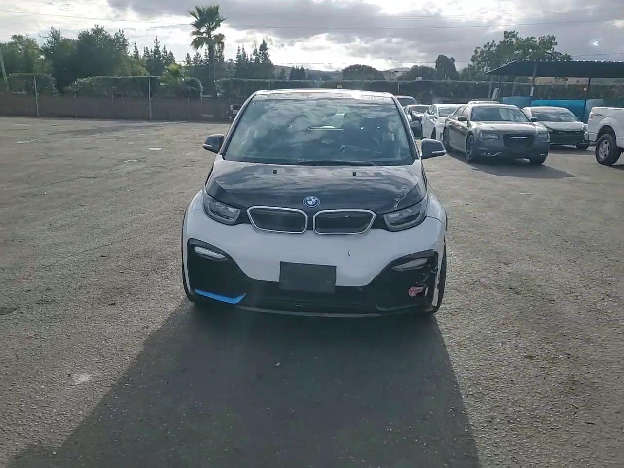 Фото: WBY7Z6C55JVB96702