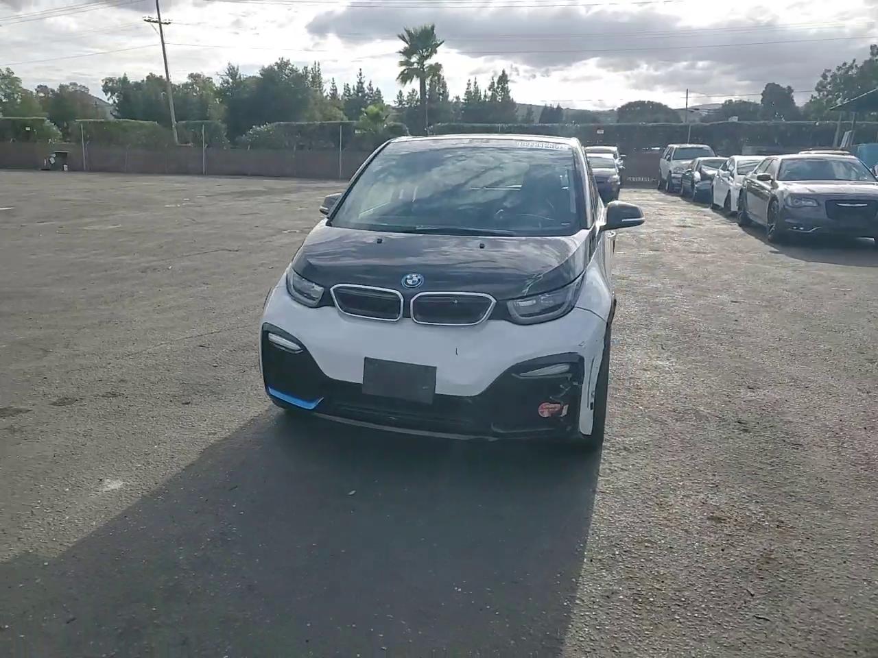 Фото: WBY7Z6C55JVB96702