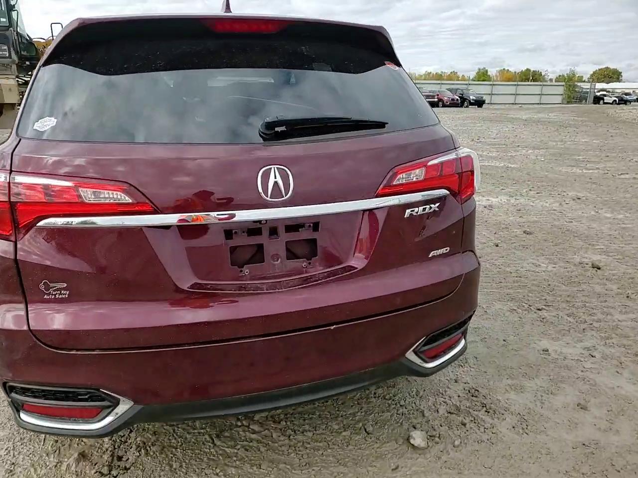 Фото: 5J8TB4H32HL010991