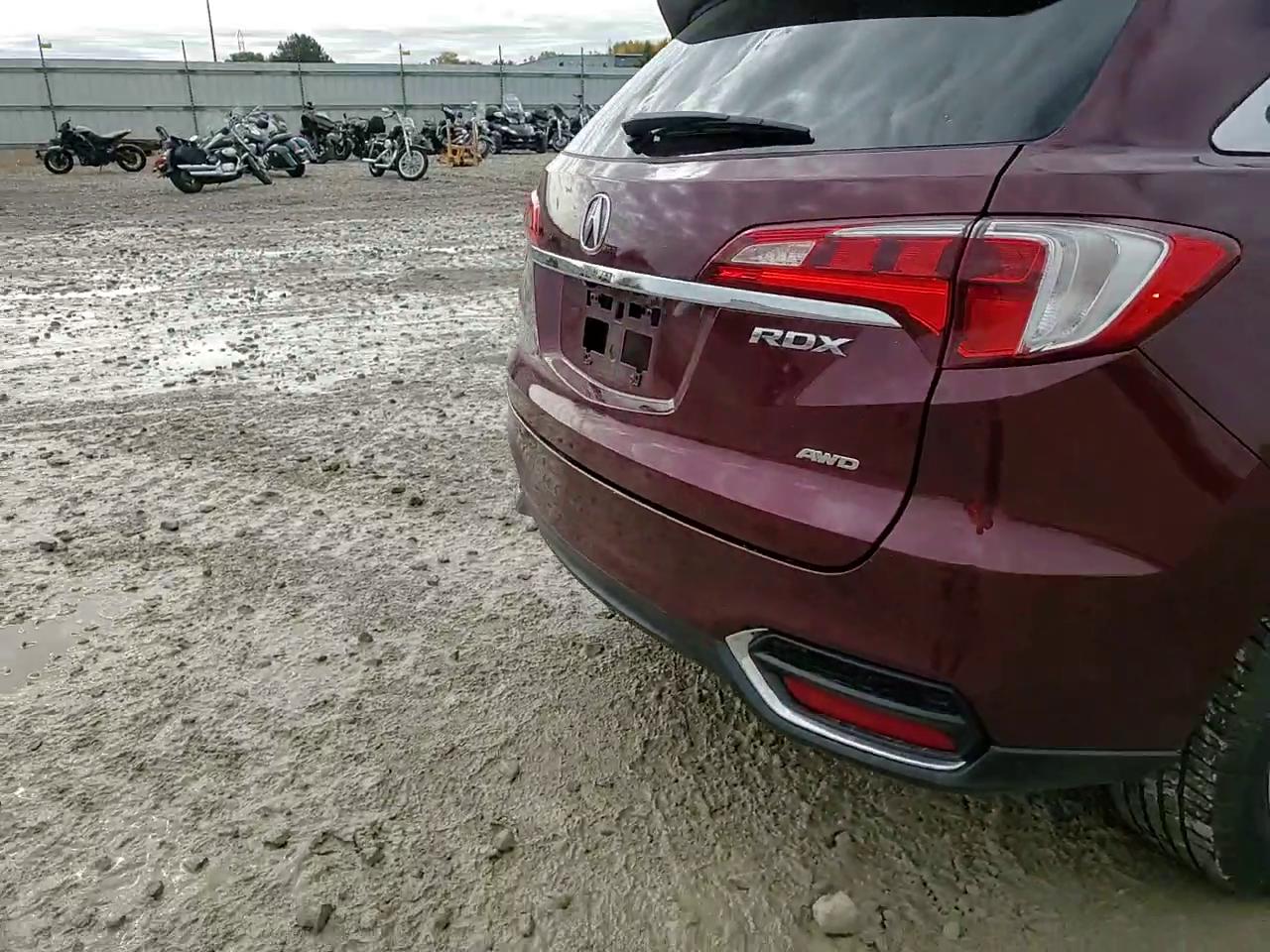 Фото: 5J8TB4H32HL010991