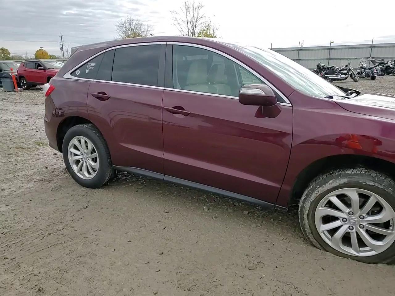 Фото: 5J8TB4H32HL010991