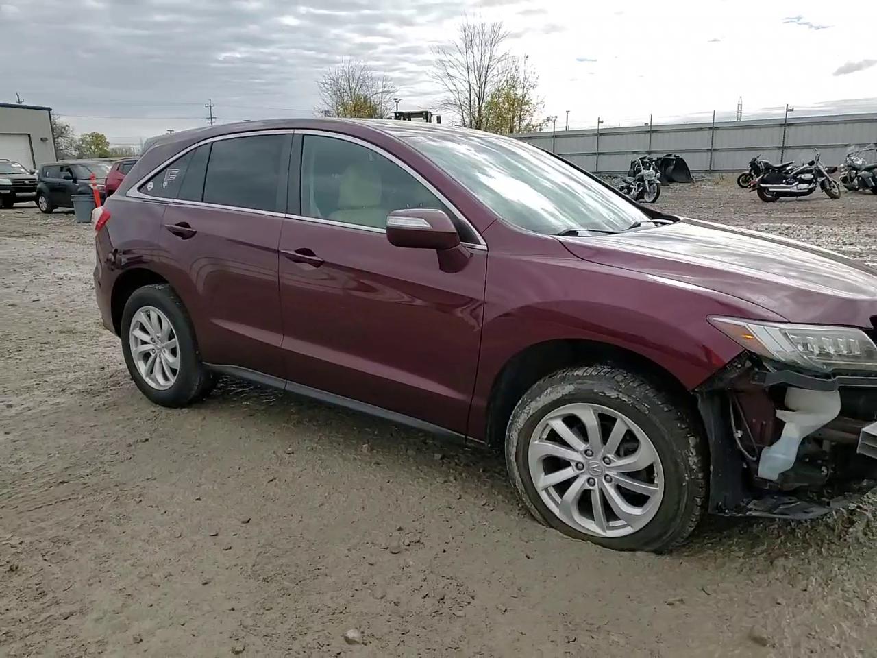 Фото: 5J8TB4H32HL010991