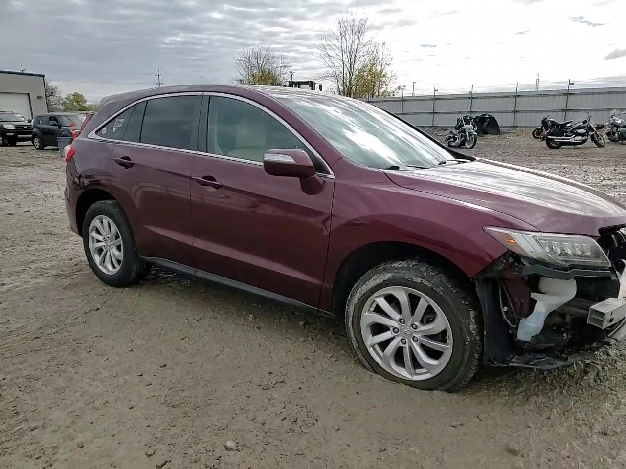 Фото: 5J8TB4H32HL010991