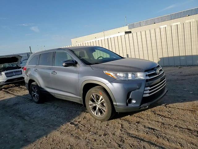 2019 Toyota Highlander Le VIN: 5TDBZRFH4KS924408 Lot: 85645535