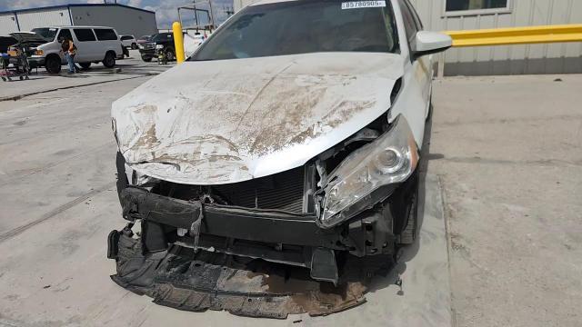 2015 Toyota Camry Le VIN: 4T1BF1FK5FU104549 Lot: 85780905