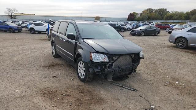 2015 Chrysler Town & Country Touring VIN: 2C4RC1BG4FR657039 Lot: 82571415