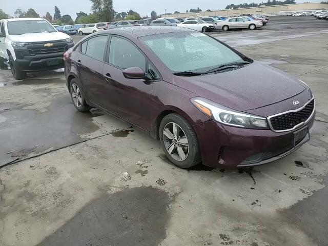 2018 Kia Forte Lx VIN: 3KPFL4A79JE226194 Lot: 82350955