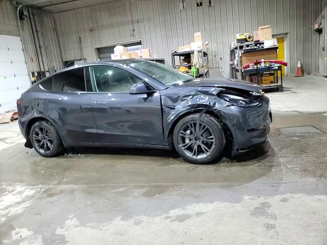 2025 Tesla Model Y VIN: 7SAYGDEE3SA357297 Lot: 85738535