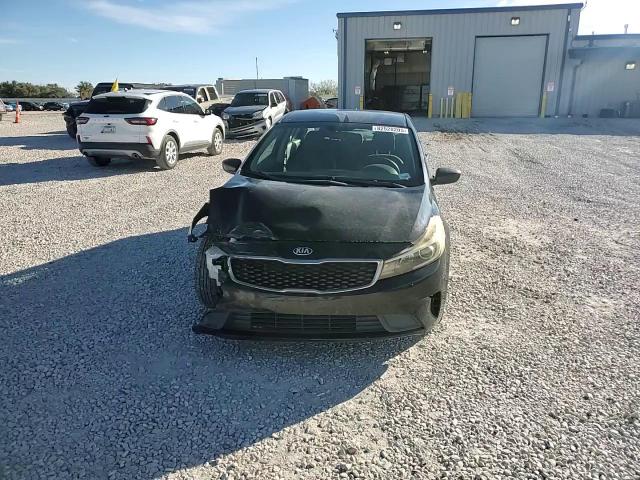 2018 Kia Forte Lx VIN: 3KPFK4A75JE239463 Lot: 82528205