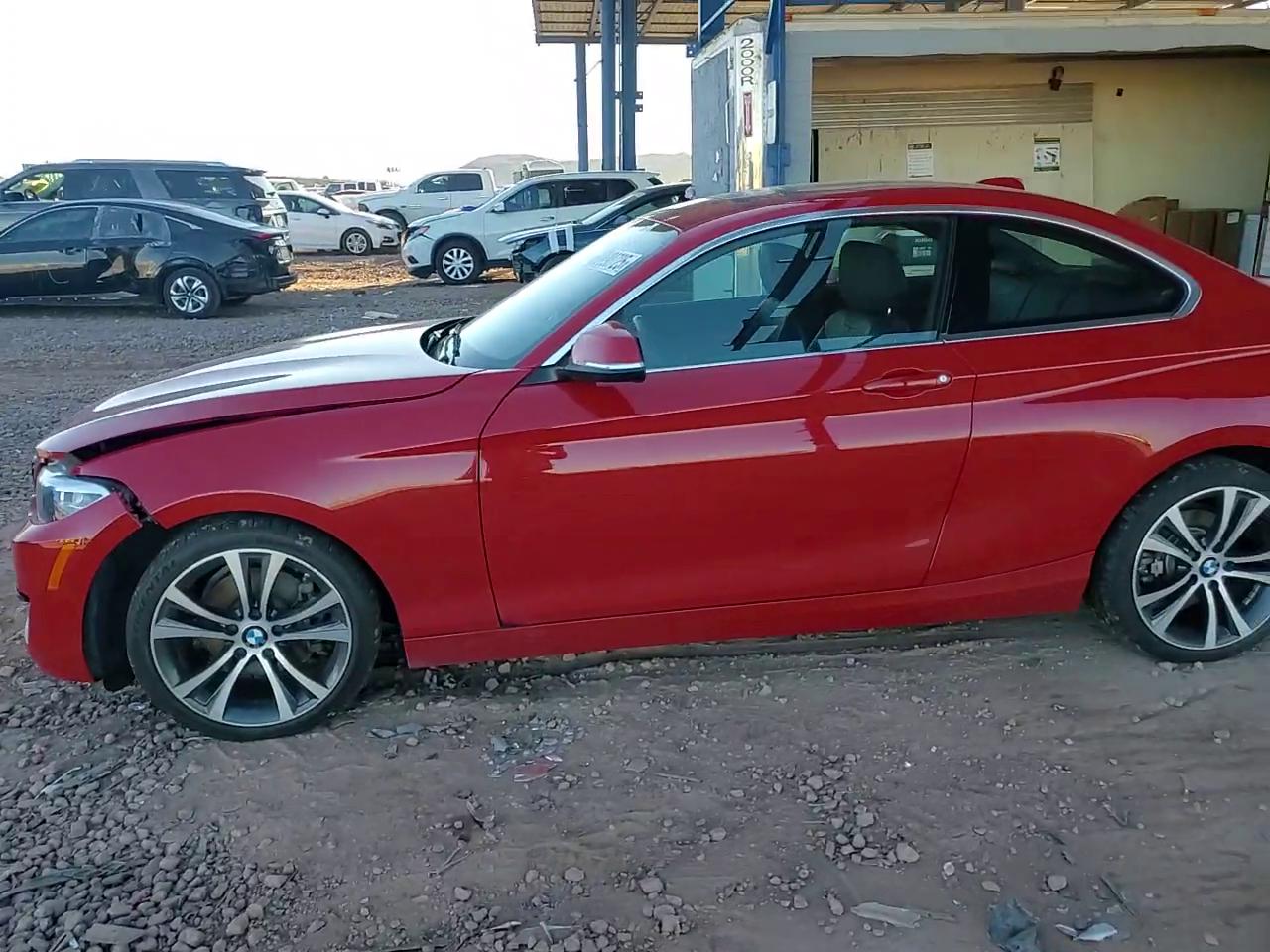 Фото: WBA1G9C56GV726189