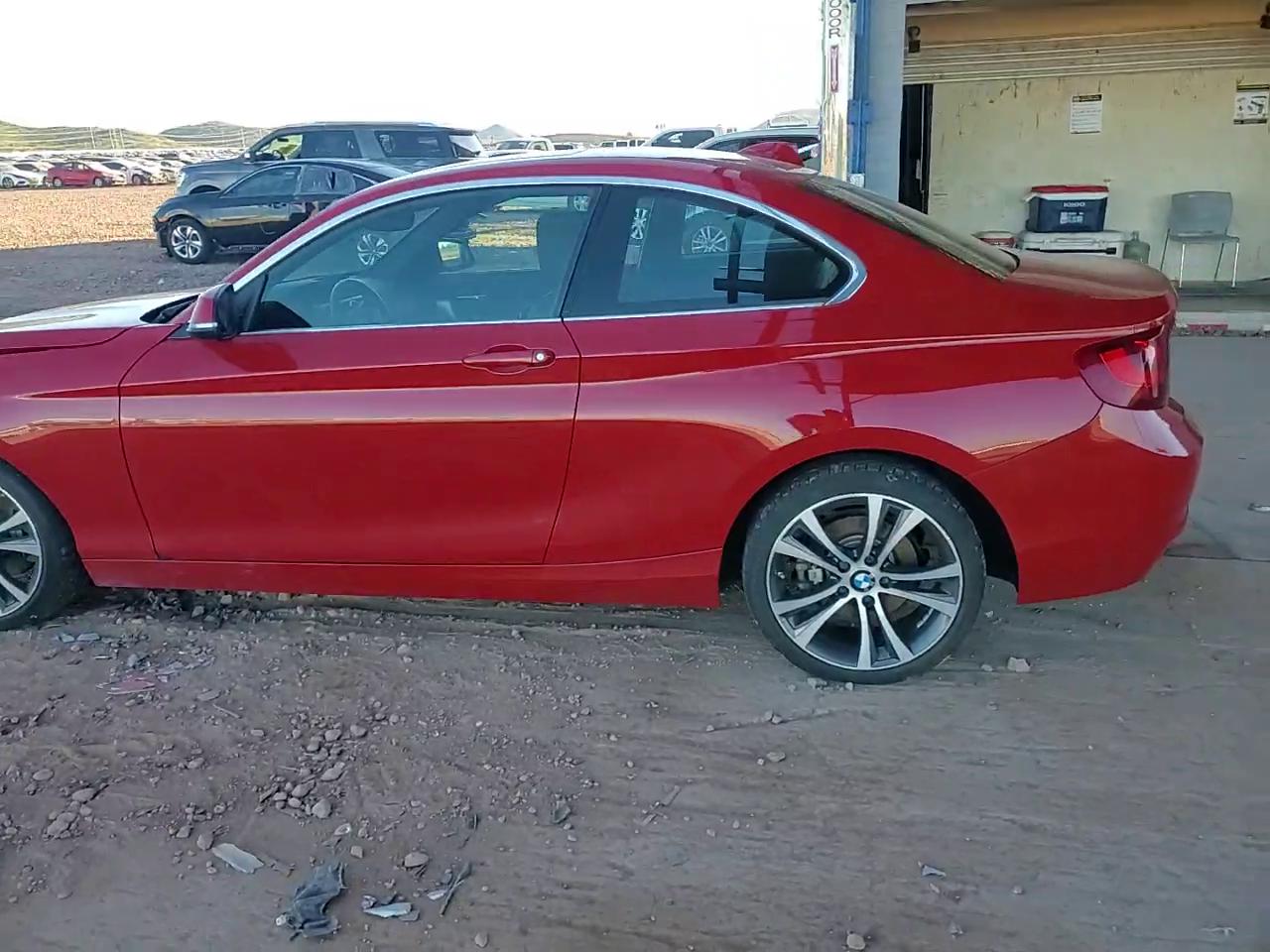 Фото: WBA1G9C56GV726189