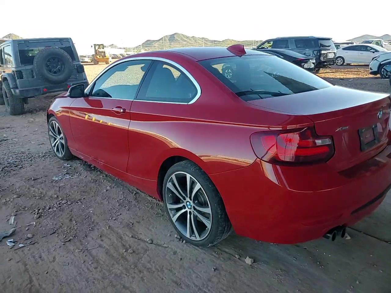 Фото: WBA1G9C56GV726189