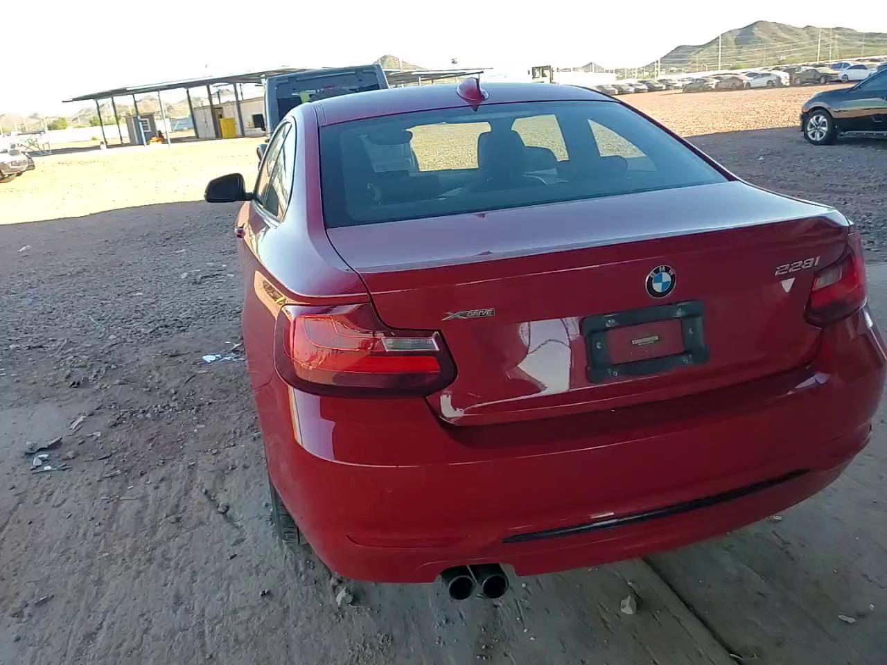 Фото: WBA1G9C56GV726189